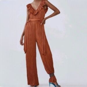 ZARA Keyhole Back Ruffle Jumpsuit S
